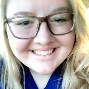 Meet your Posher, Amanda